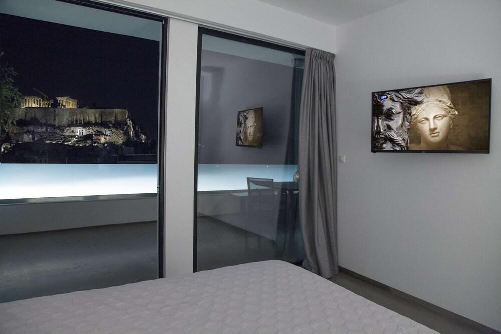Luxury Penthouse Touching The Acropolis By Ghh Apartment Athena Bagian luar foto